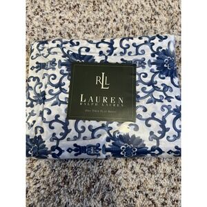 New Ralph Lauren PORCELAIN ROSETTE  Blue & White Flat Sheet Twin